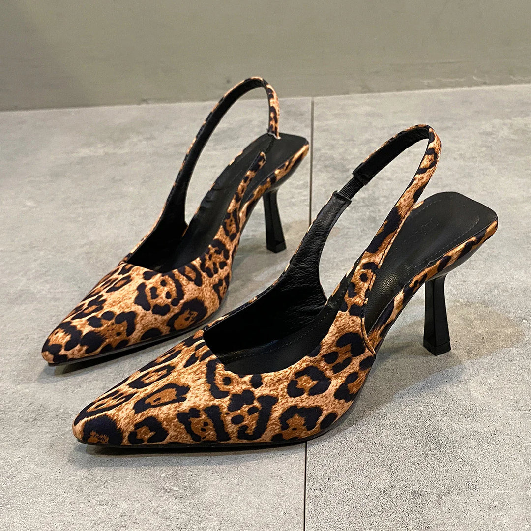 Pointed High Heels - Riri