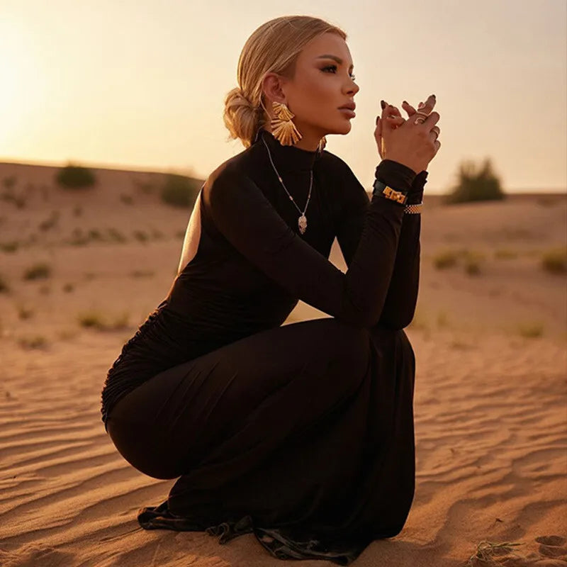 Turtleneck open-back maxi dress with ruching decoration - Ilayil