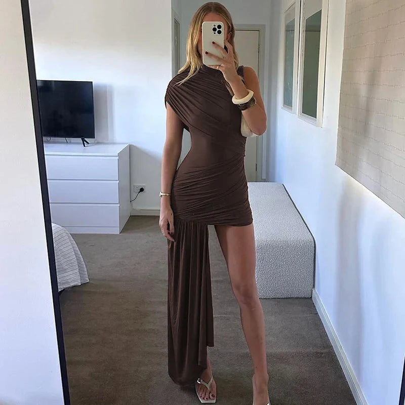 Mini dress with ruching and asymmetrical design decorated with a train - Jay
