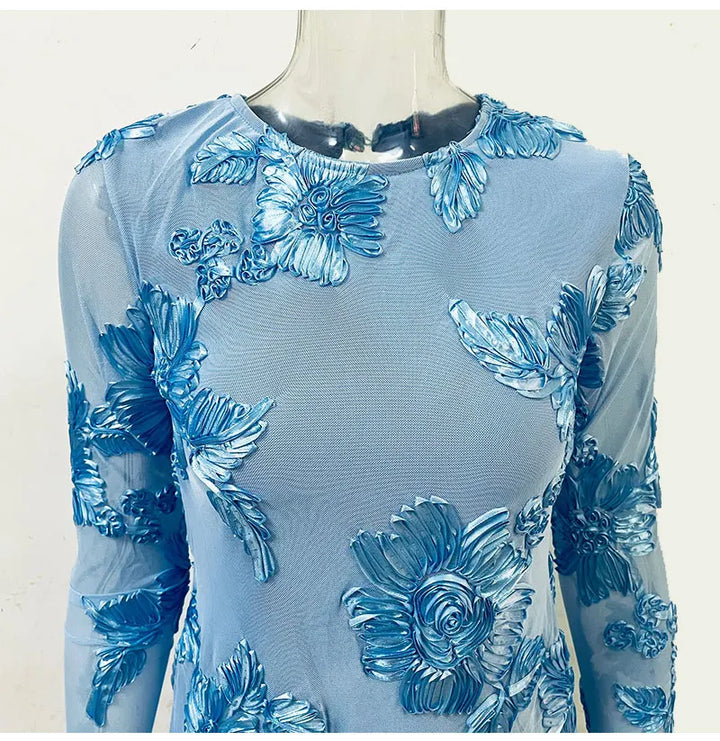 Mini dress decorated with floral embroidery and open back - Michaela