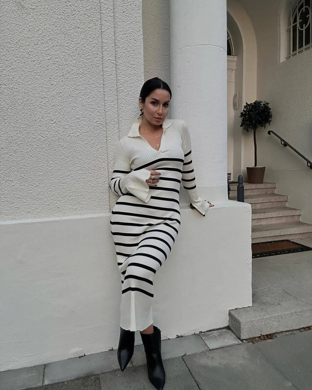 Maxi knit dress with polo collar - Gail