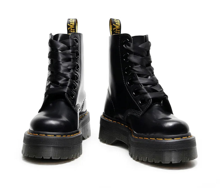 Leather boots with satin laces - Winnie