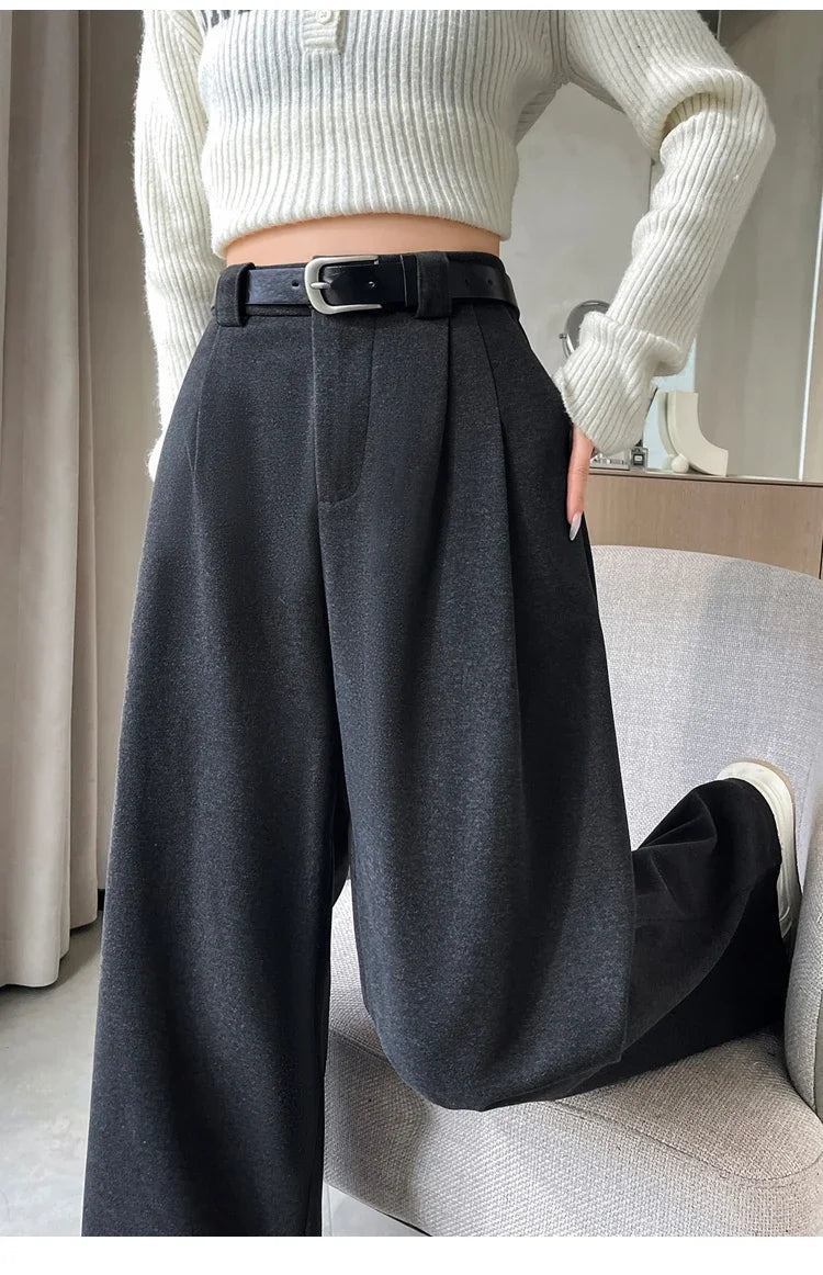 High-waisted tailored pants loose fit