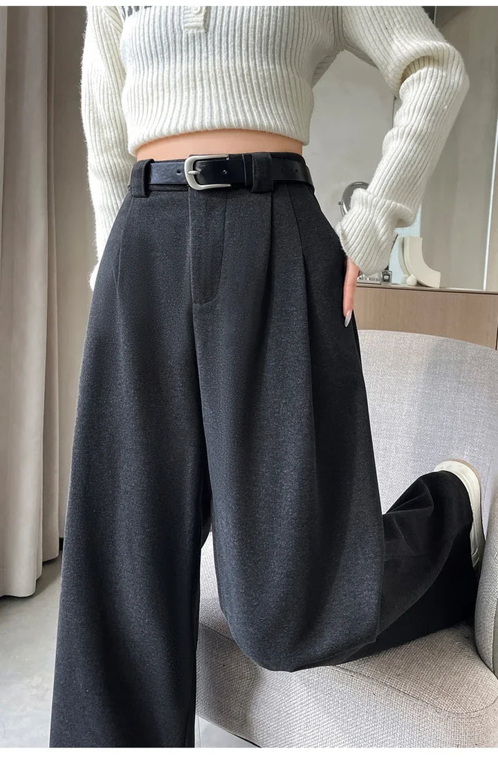 High-waisted tailored pants loose fit