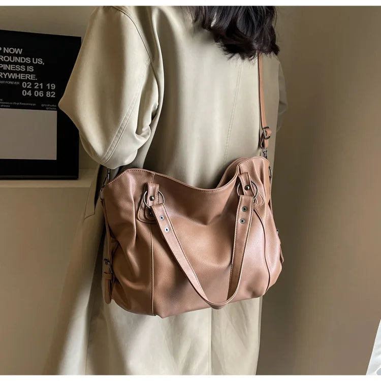 תיק דמוי עור בעיצוב רטרו