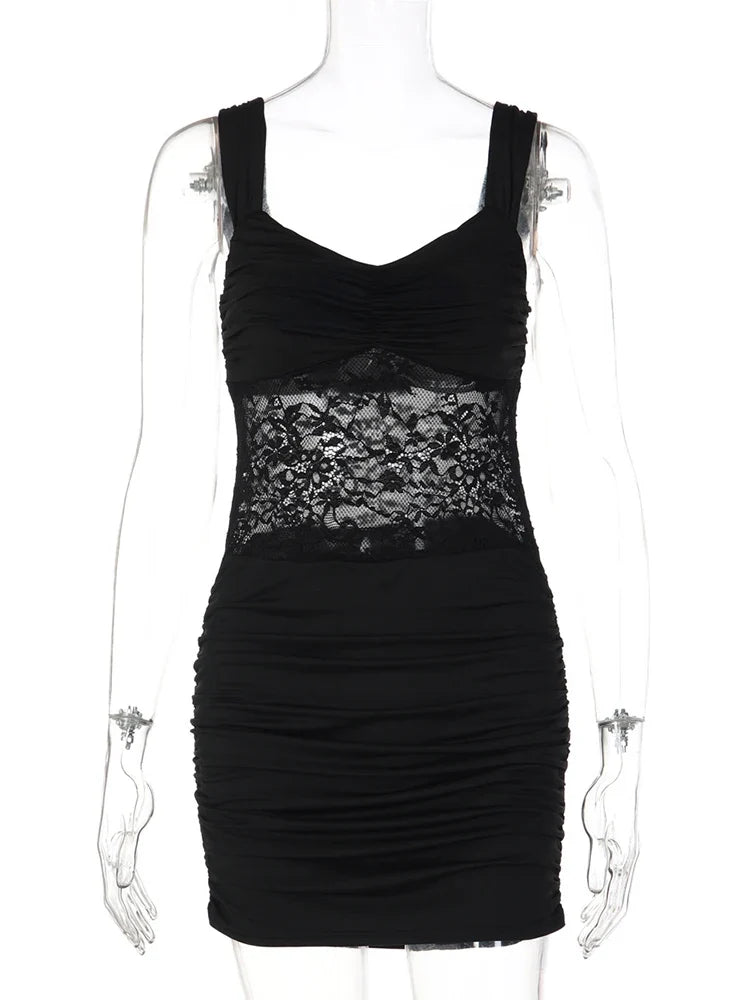 Ruched mini dress with a lace design - ORA