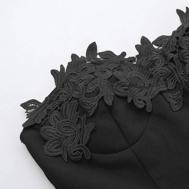 Strapless mini dress with floral embroidery - Linda