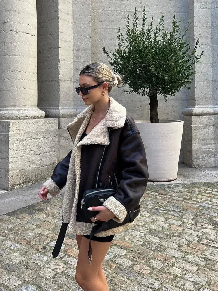 44544842924207|44544843088047|44544843120815|44544843153583