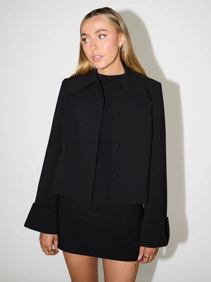 Two-piece tailored set: blazer and mini skirt - Moya