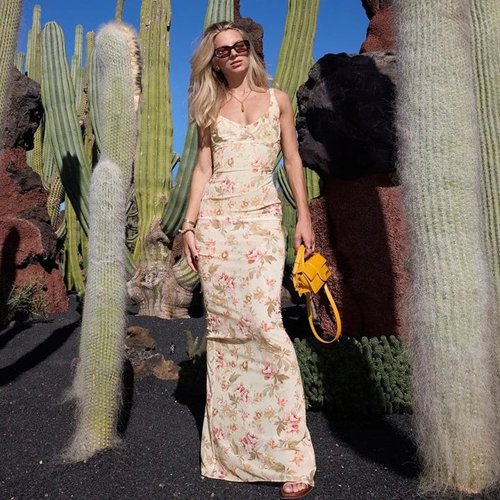 Fitted floral maxi dress with open back - Felicia