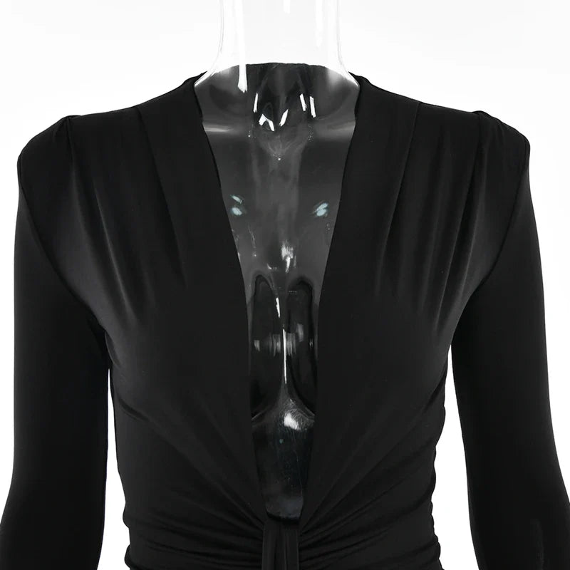 Shaping and flattering maxi dress with ruching design - Mi Ran