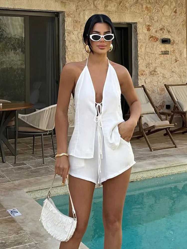 סט שני חלקים טופ קשירות וכנסיים קצרים - REBEKA