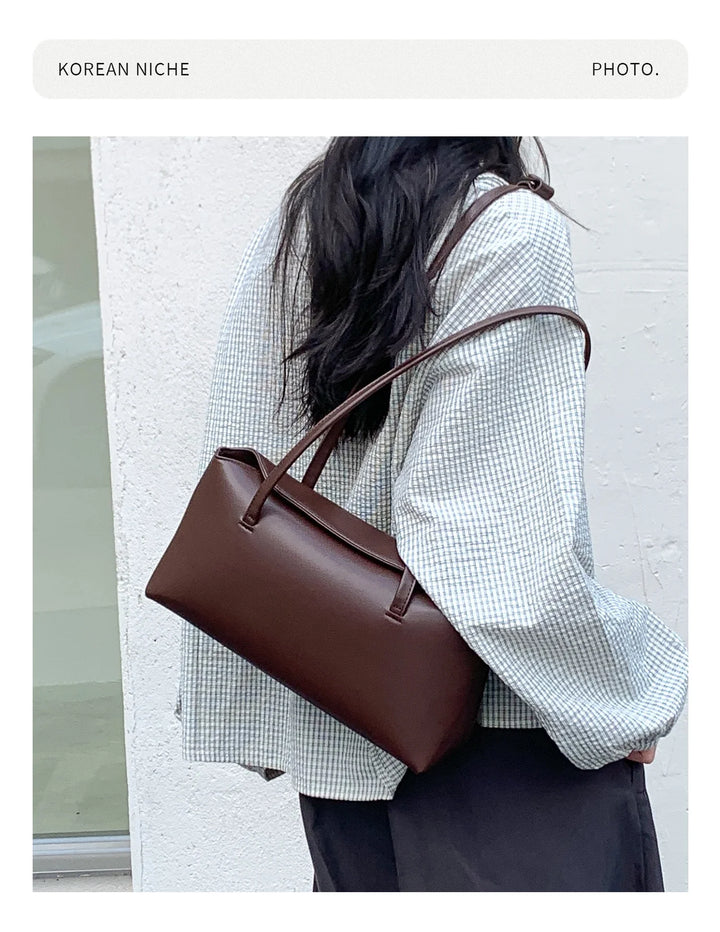 תיק דמוי עור בעיצוב מלבני