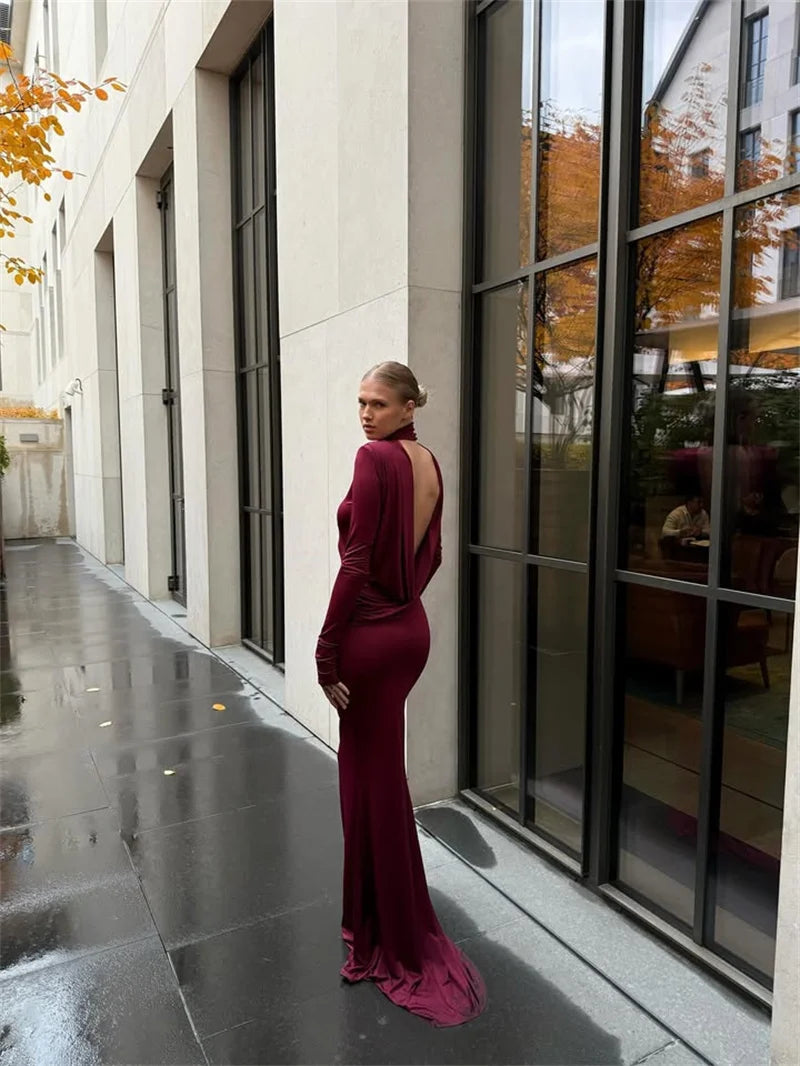 Elegant maxi dress with collar and open back - LARIAN