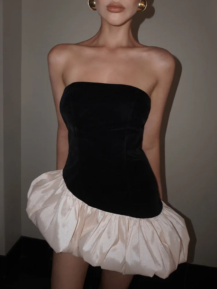 Mini strapless dress with asymmetrical balloon design, velvet top and satin bottom - Dua