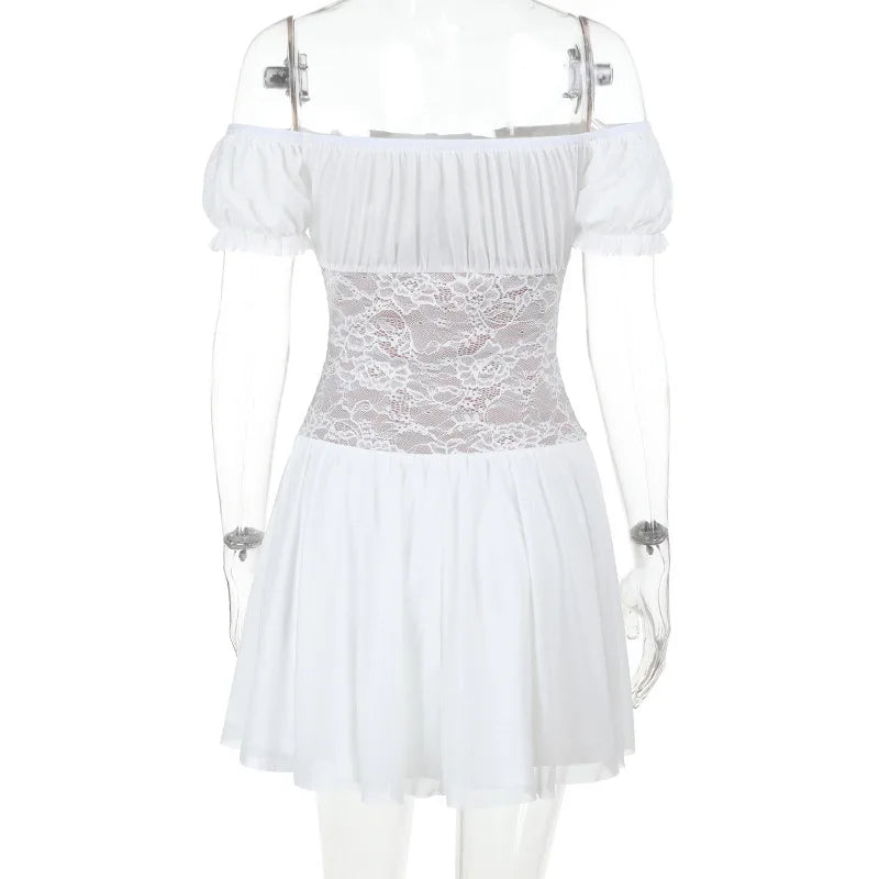 Balloon mini dress with off-shoulder lace trim - Fudge