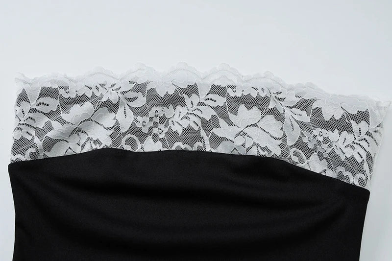 Mini strapless dress decorated with lace - Mally