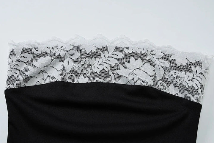 Mini strapless dress decorated with lace - Mally