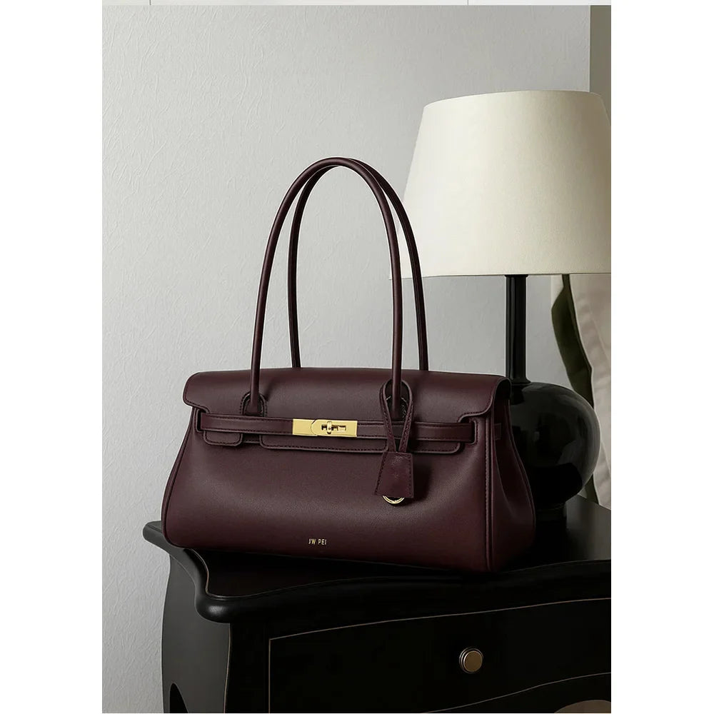 תיק עור בעיצוב יוקרתי