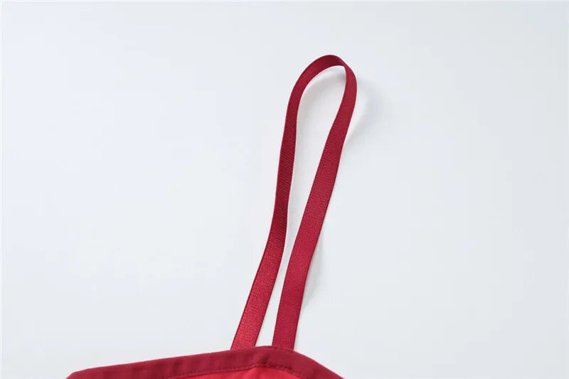 Fitted mini dress with thin belt decoration - LOLI