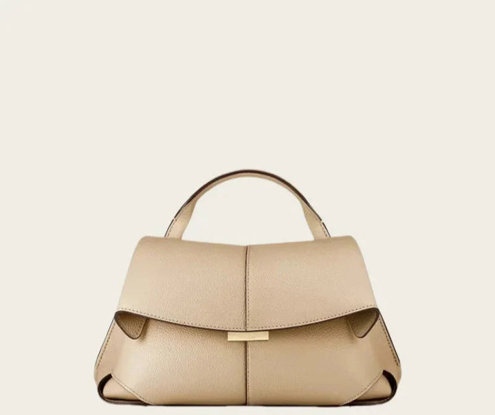 Leather bag with classic design