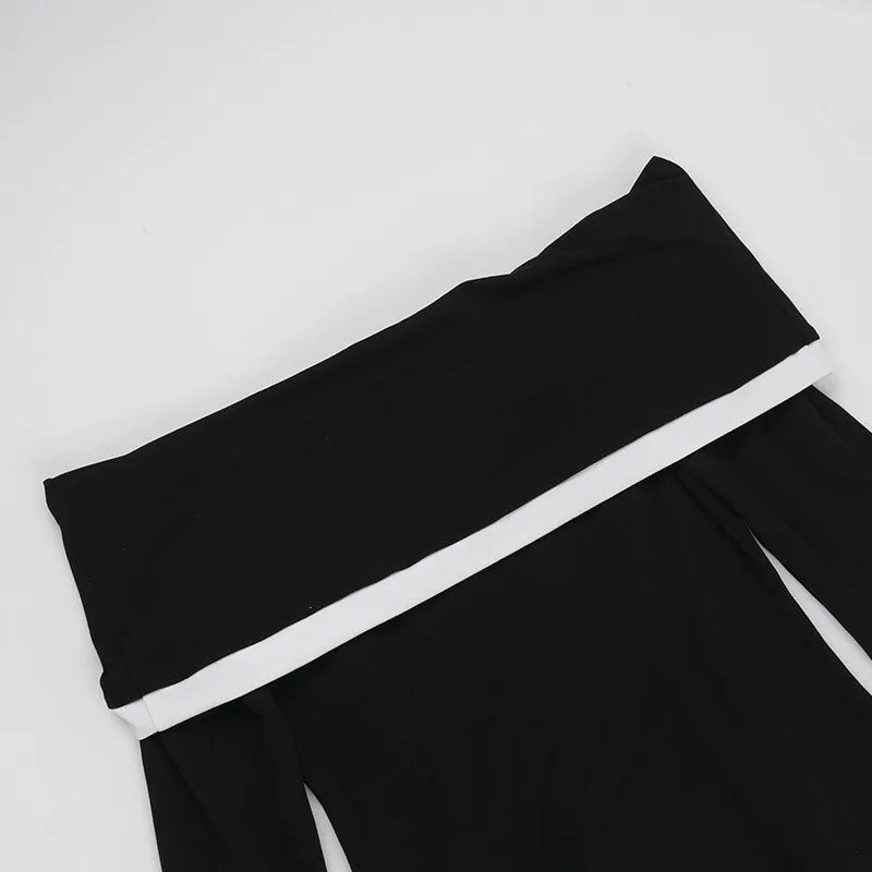 Off-shoulder maxi dress with contour line decoration - Katie