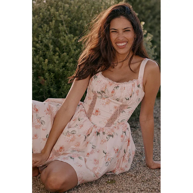 Floral mini dress with lace trim in a rustic A-line design - Himana