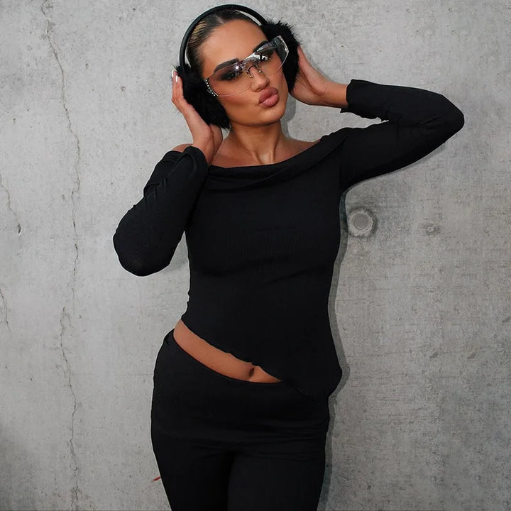 Two-piece knitted set with asymmetrical off-shoulder top and long pants - ROZIE