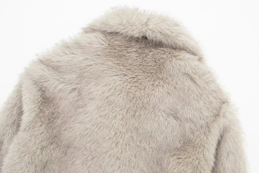 Fur Coat - Riri