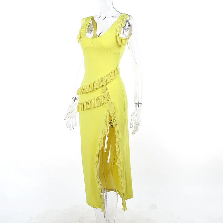Maxi dress with ruffle decoration and slit design - Yahelia