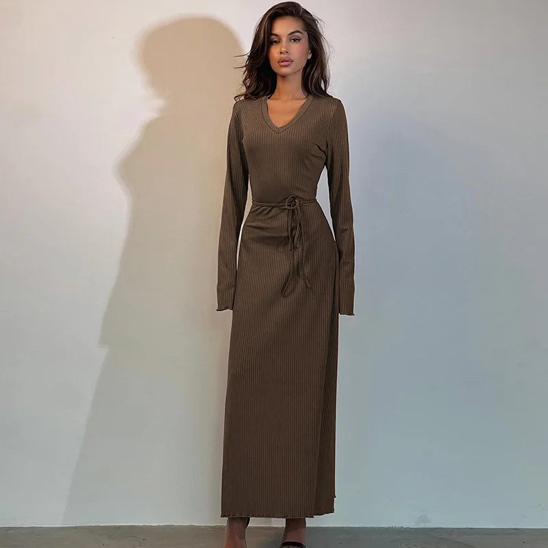 Knitted maxi dress with elegant look - Tula