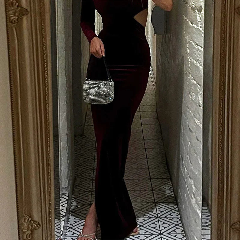 Velvet maxi dress with one sleeve and open back - Alina