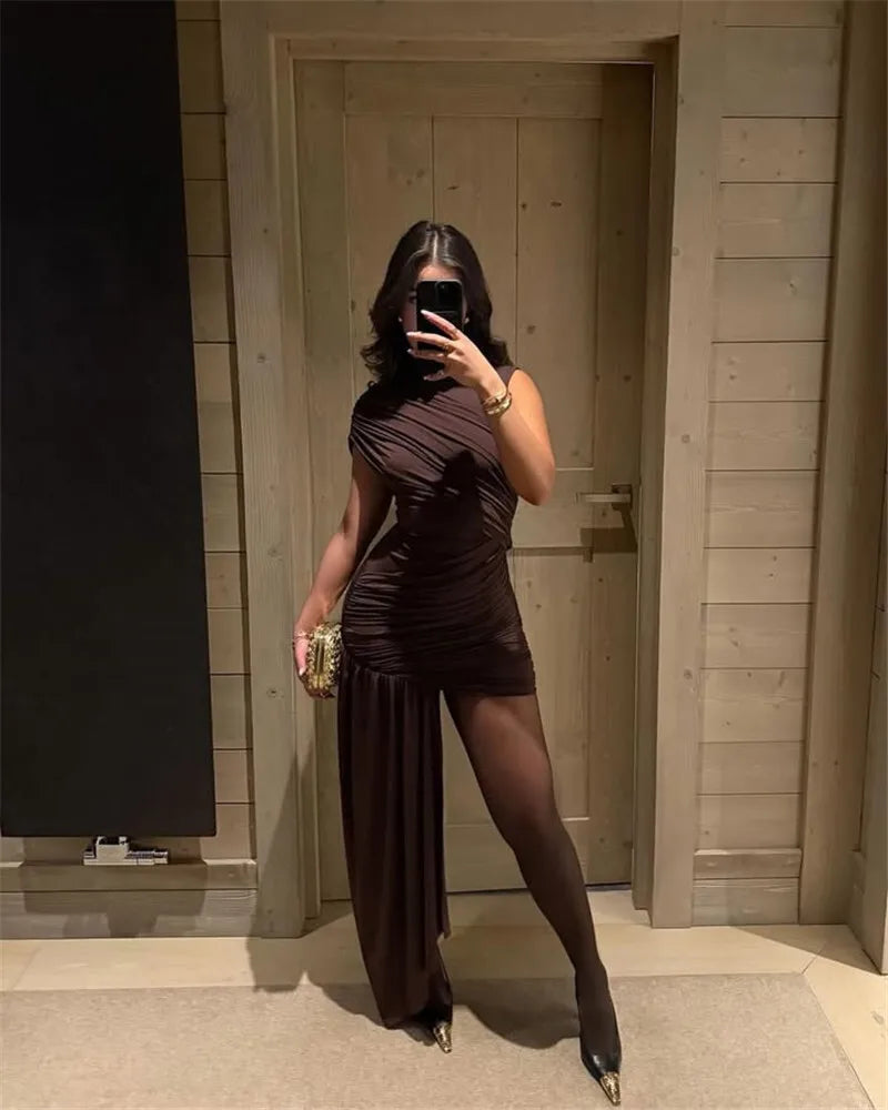 Mini dress with ruching and asymmetrical design decorated with a train - Jay