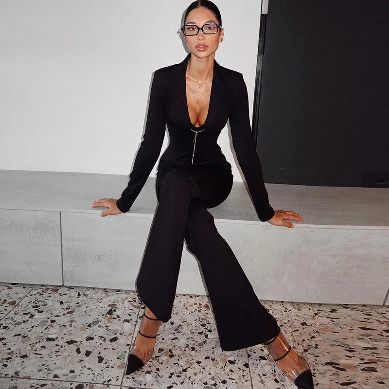 Elegant two-piece suit with zipper closure - Lorraine