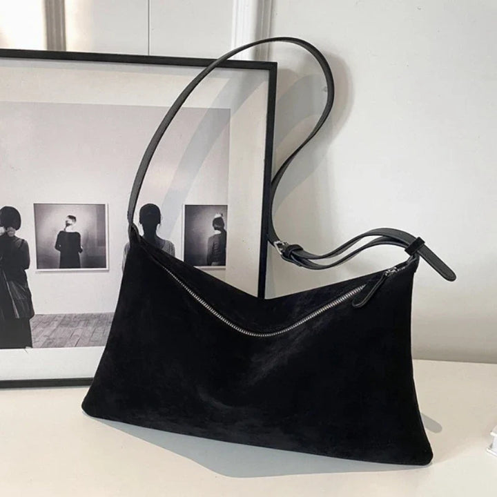 תיק זמש בעיצוב קלאסי